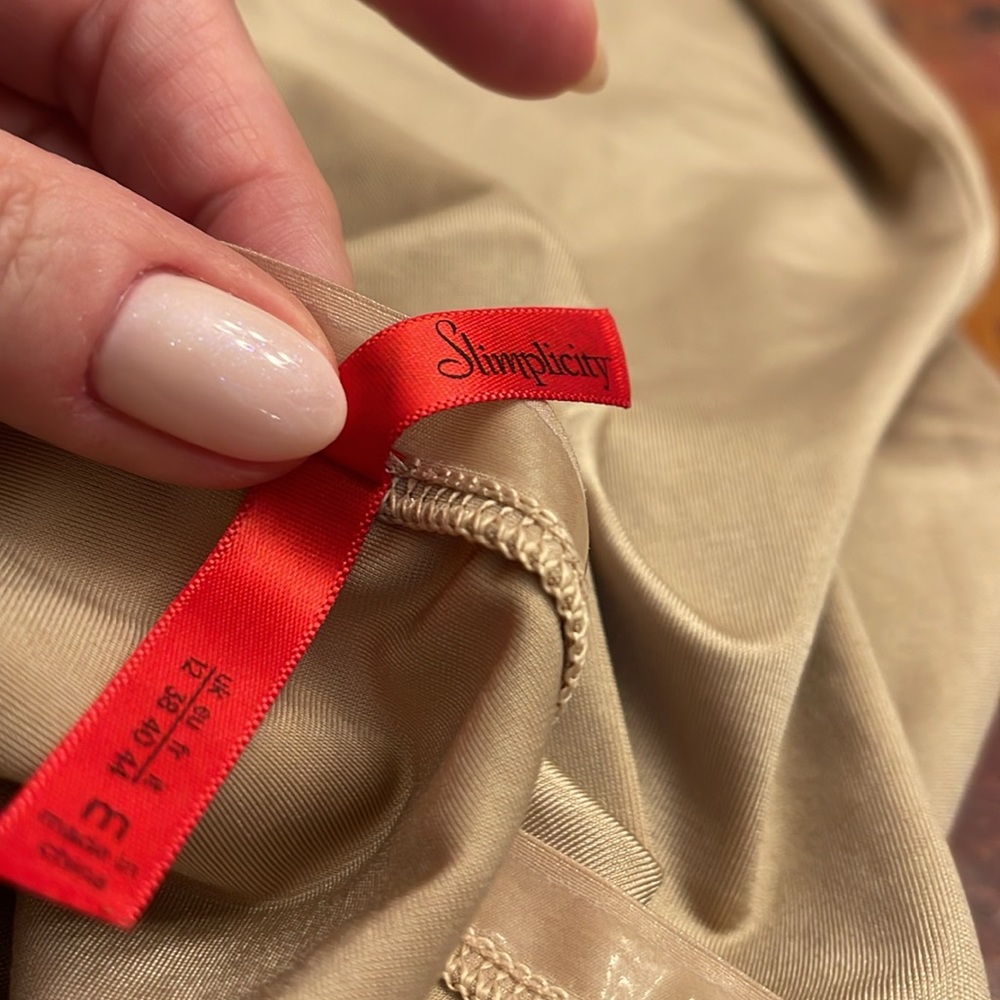 Spanx Simplicity Strapless Slip With Convertible … - image 5